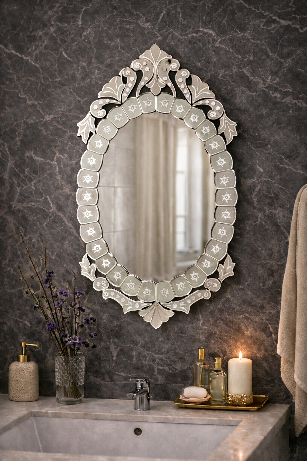 Scalloped Star Oval Mirror Scalloped Star Oval Mirror